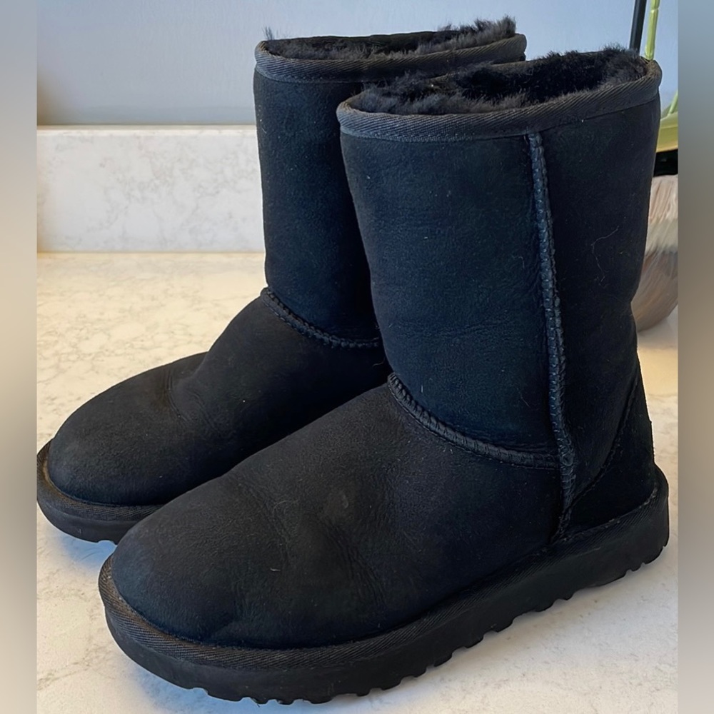 UGG Classic Short Black Suede Shearling Winter Boots
